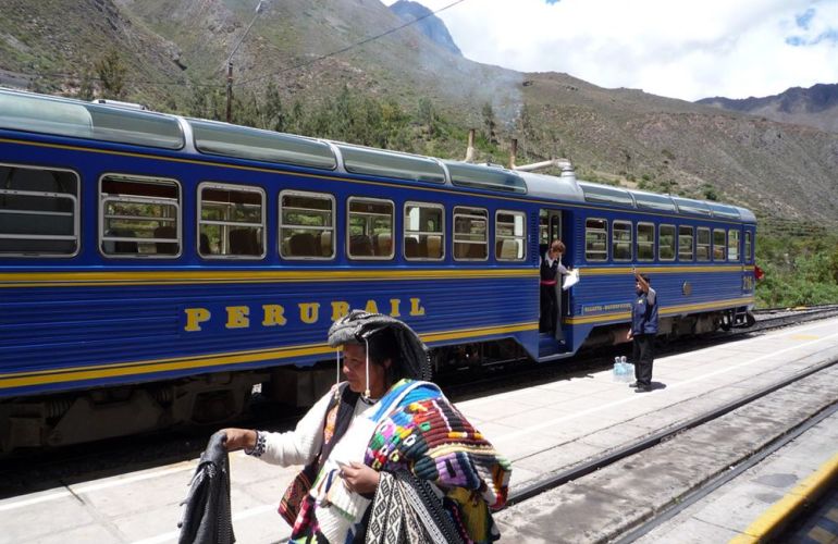 Machu Picchu Adventure: 8-Day Historical & Cultural Experience in Peru