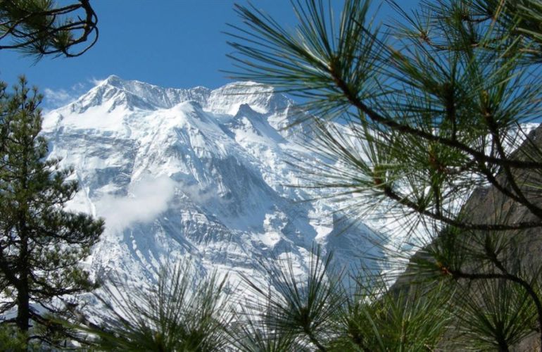 15-Day Nepal Adventure: Annapurna Circuit Lodge Trek