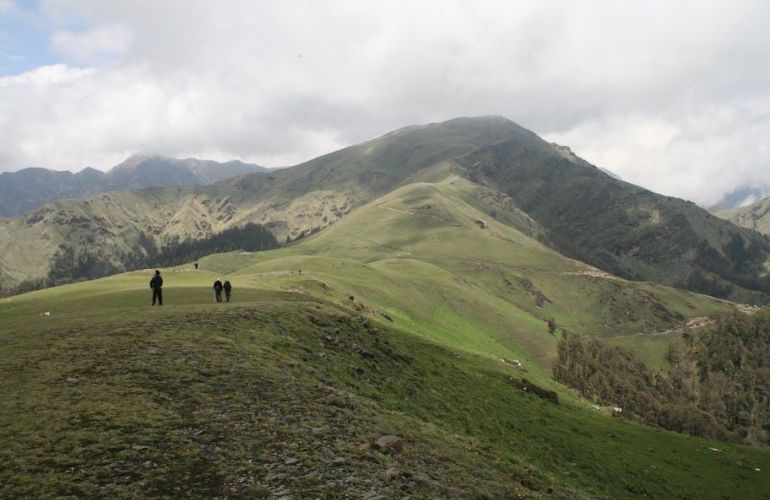 Trekking the Curzon's Trail and the Kuari Pass