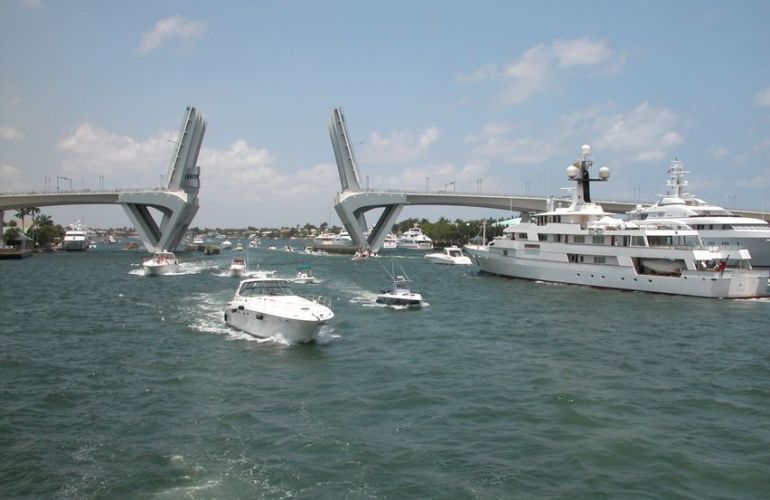 Fort Lauderdale Sightseeing Cruises on the Carrie B
