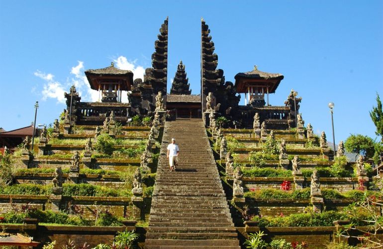 Visit Hindu Temples in Classic Bali