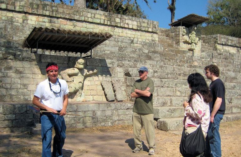 Visit the Best Attractions of Amazing Central America 