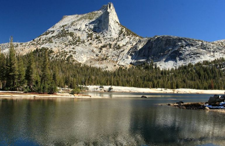 4 Days Backpacking Adventure in Tuolomne Meadows to Yosemite Valley via Half Dome