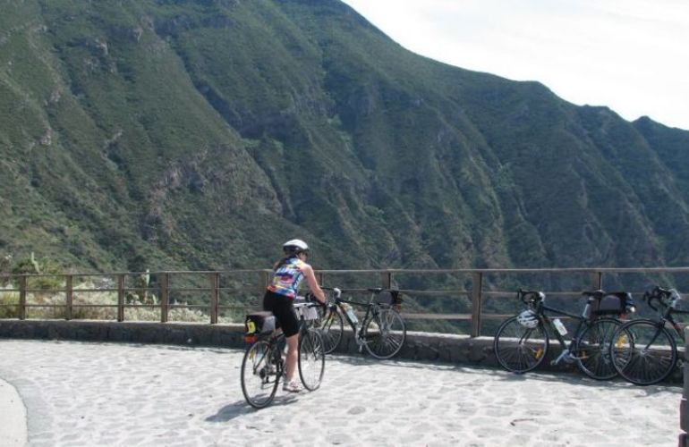 La Bella Sicilia Est Mini Tour for 6 Days