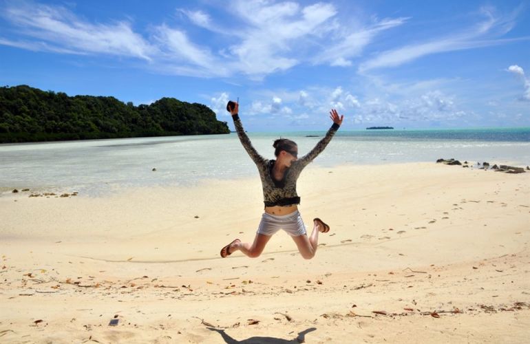 Palau Snorkeling and Sea Kayaking: Experience the Natural History Paradise of the Rock Islands