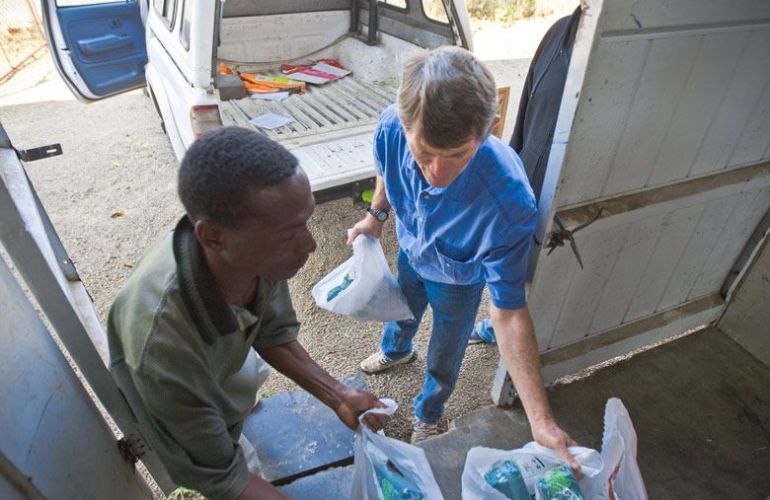 Volunteer and Wildlife Adventure in Zambia Community & Safari