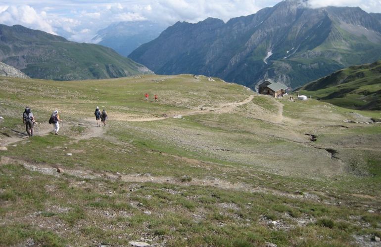 Guided Walking Tour of Mont Blanc (France, Italy & Switzerland)