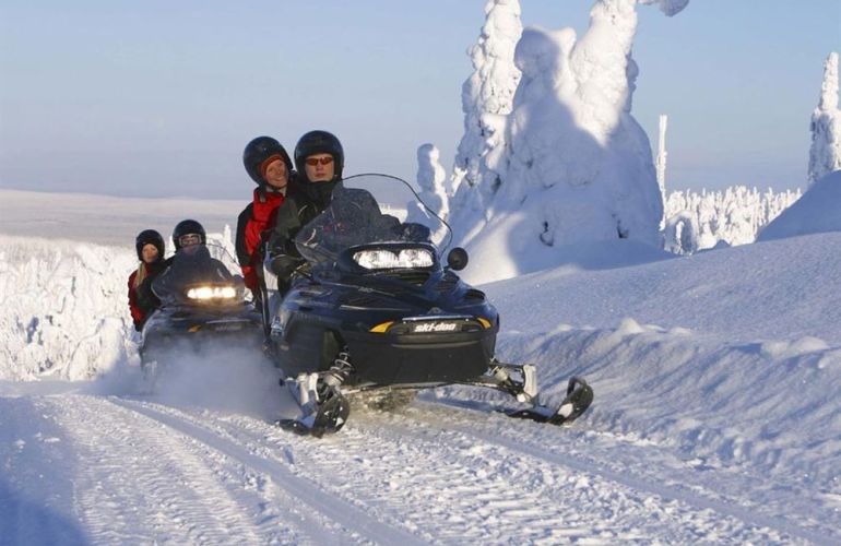 Winter Wonderland - Sweden Family Adventure