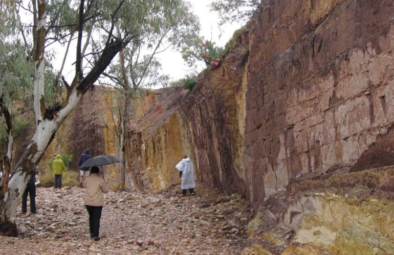 Explore the Natural Beauty of Australia in this 17-Day Historical & Cultural Adventure