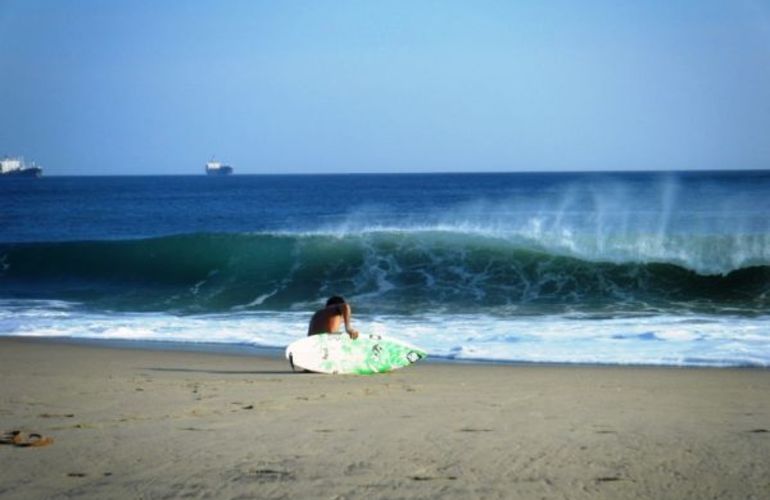 Surf in Salina Cruz (Mainland), Mexico - 7 Nights for 3 Surfers (shared tour/ private triple room)