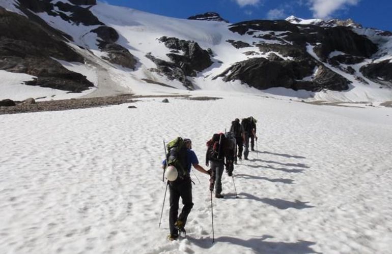 A Challenging Week of Youth Mountaineering Course