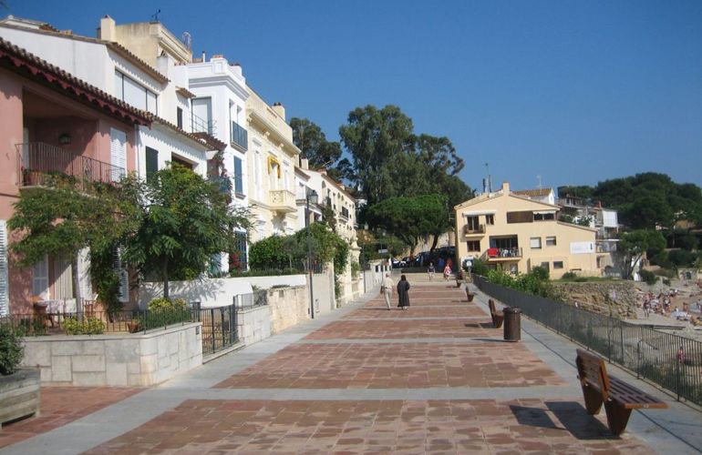 Spain: Contrasts of Catalonia