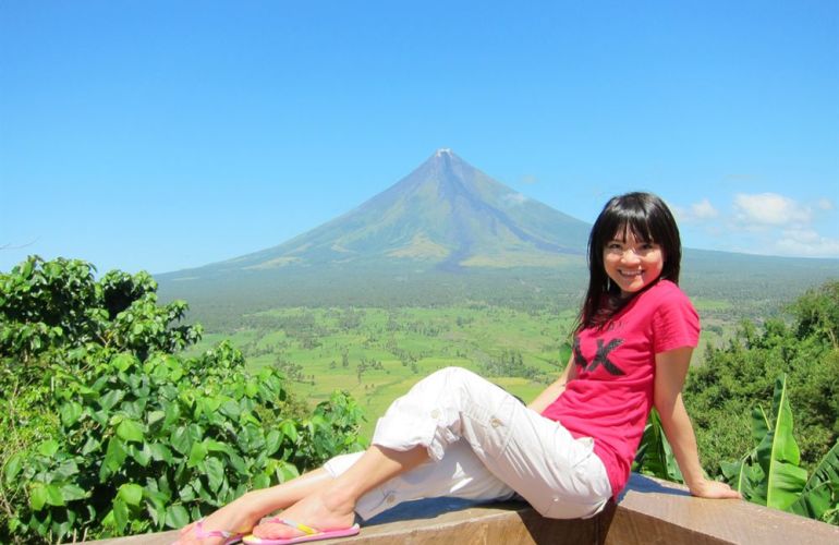 Snorkeling and Sea Kayaking in Palawan: See the Whale Sharks and the Magical Underwater World of the