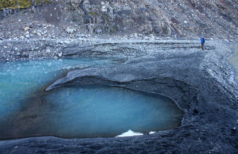 Iceland: Land of Glaciers, Viking Sagas, and the Midnight Sun