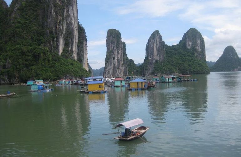 Experience the Cultural Diversity of Vietnam & Cambodia in this 20-Day Vacation