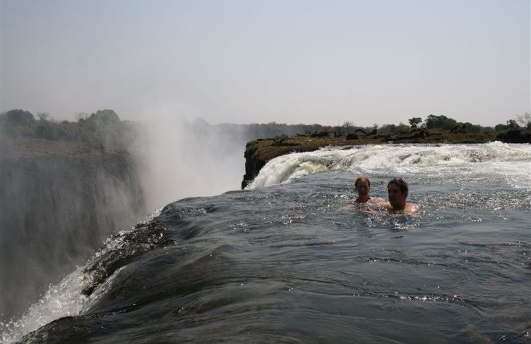 19 Days Exploring Delta, Dunes & Falls 