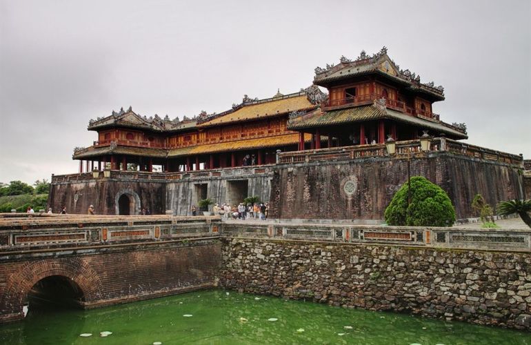 VIETNAM: Cultural Explorer