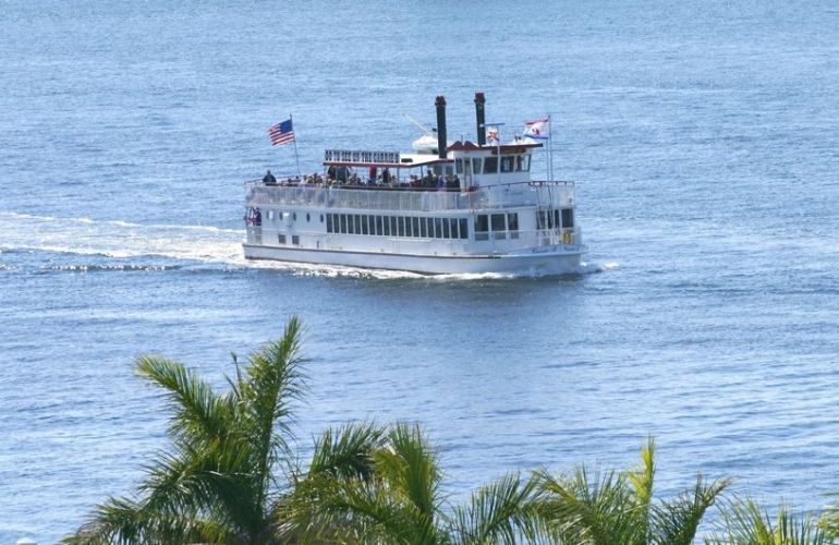 Fort Lauderdale Sightseeing Cruises on the Carrie B