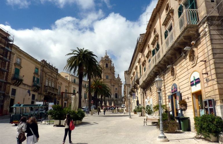 La Bella Sicilia Est Mini Tour for 6 Days