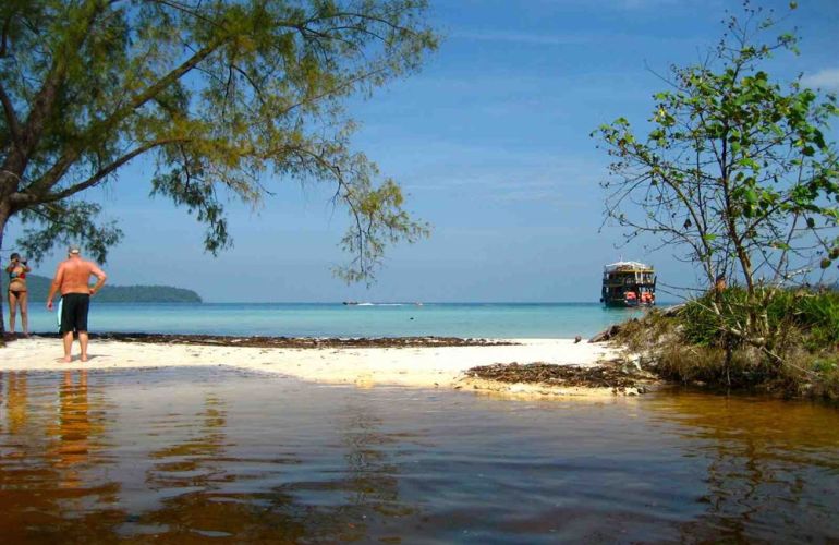 Discover Cambodia on a Shoestring from Bangkok to Ho Chi Minh City
