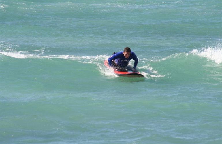Hawaiian Fire Surf Lessons and Tour