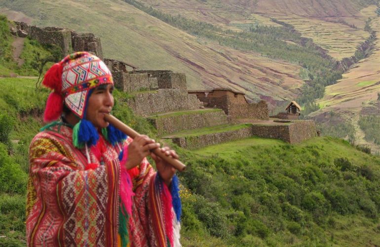 Essential Ecuador: 8-Day Cultural & Historical Adventure