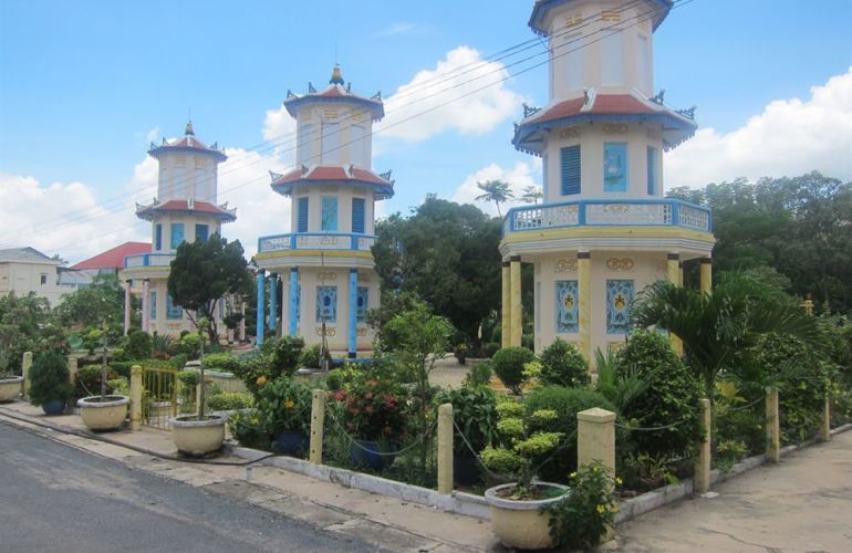 Experience the Cultural Diversity of Vietnam & Cambodia in this 20-Day Vacation