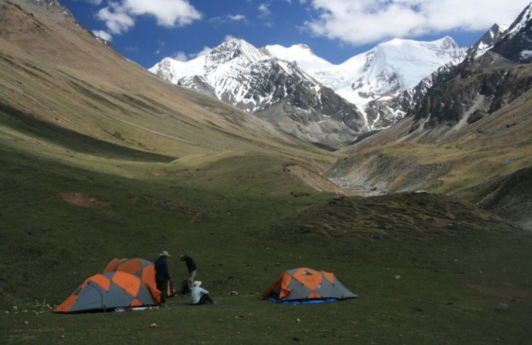Makalu Base Camp & Shipton La Trek