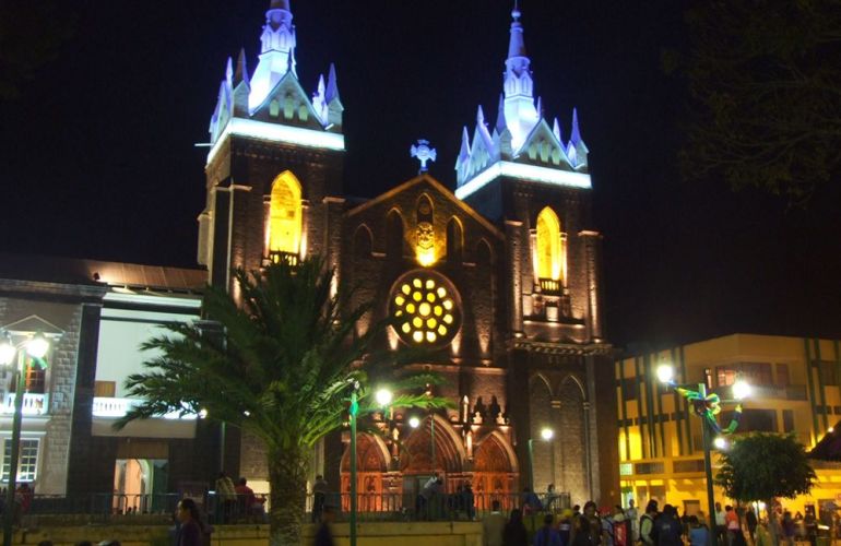 Essential Ecuador: 8-Day Cultural & Historical Adventure