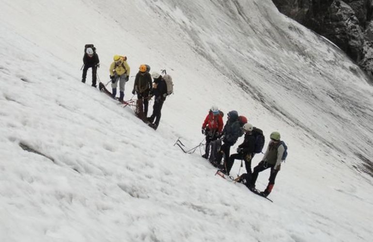 A Challenging Week of Youth Mountaineering Course