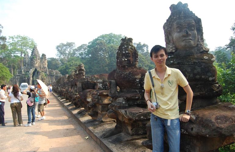 Experience the Cultural Diversity of Vietnam & Cambodia in this 20-Day Vacation