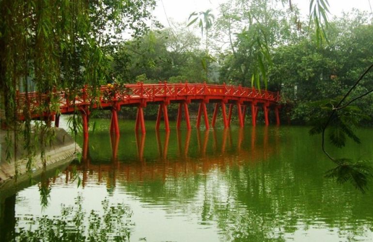 VIETNAM: Cultural Explorer