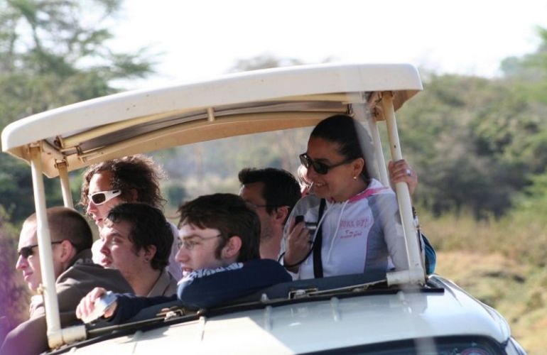Kenya's 6 Day Overland Adventure and Track The 'Big 5'