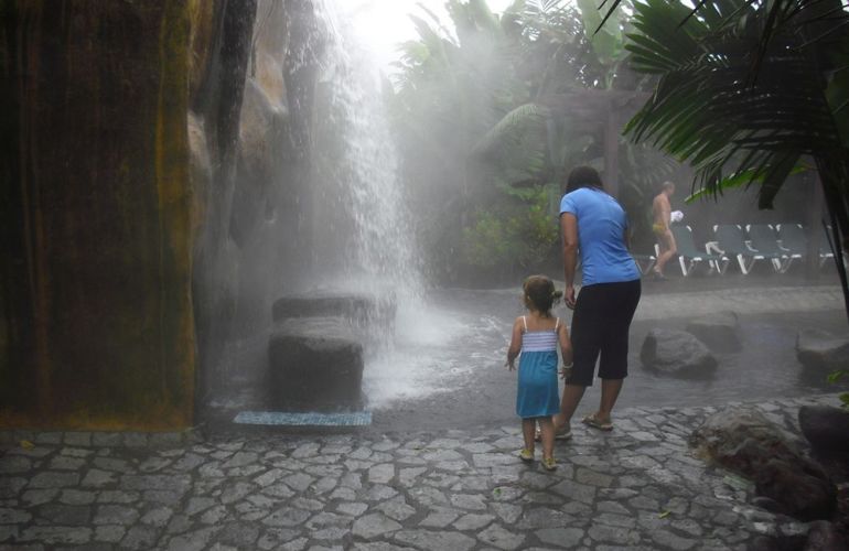 Arenal Rainforest to Manuel Antonio Family Adventure