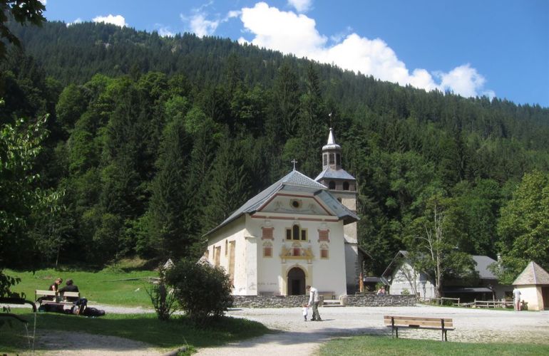Guided Walking Tour of Mont Blanc (France, Italy & Switzerland)