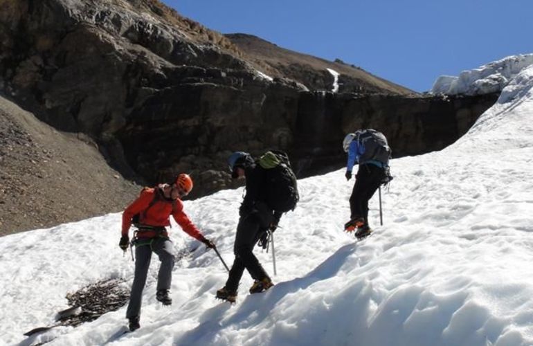 A Challenging Week of Youth Mountaineering Course