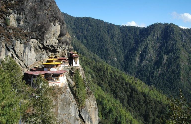 Explore the Mystical Mountains and Dragon Kingdom of Bhutan