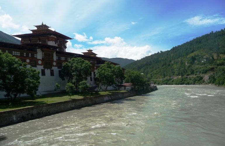 Bhutan: Of Mountains, Rivers and Dzongs