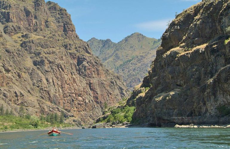 Rafting Adventure on Snake River Through Hells Canyon (5 Days)