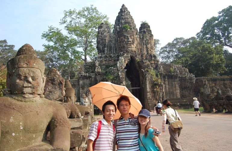 Experience the Cultural Diversity of Vietnam & Cambodia in this 20-Day Vacation