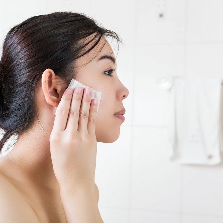 Sensitive vs. Sensitized Skin: What’s The Difference?