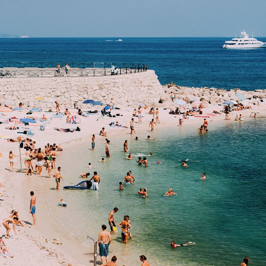 9 Dermatologists Share Expert Tips For Soothing Sunburn