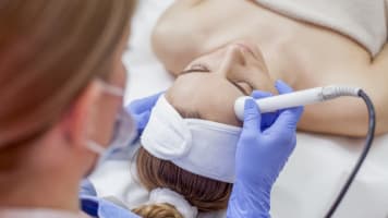 What It's Really Like To Live With And Treat Rosacea 