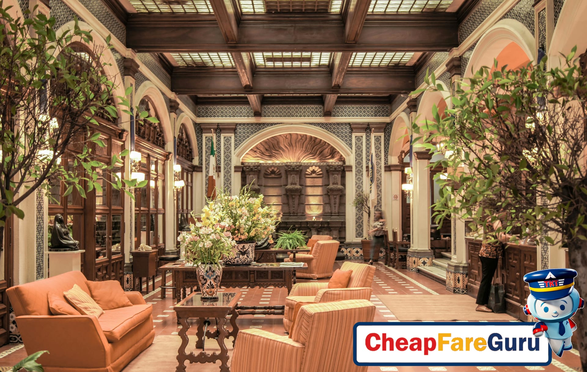 Hotel amenities: pool, spa, and lounge