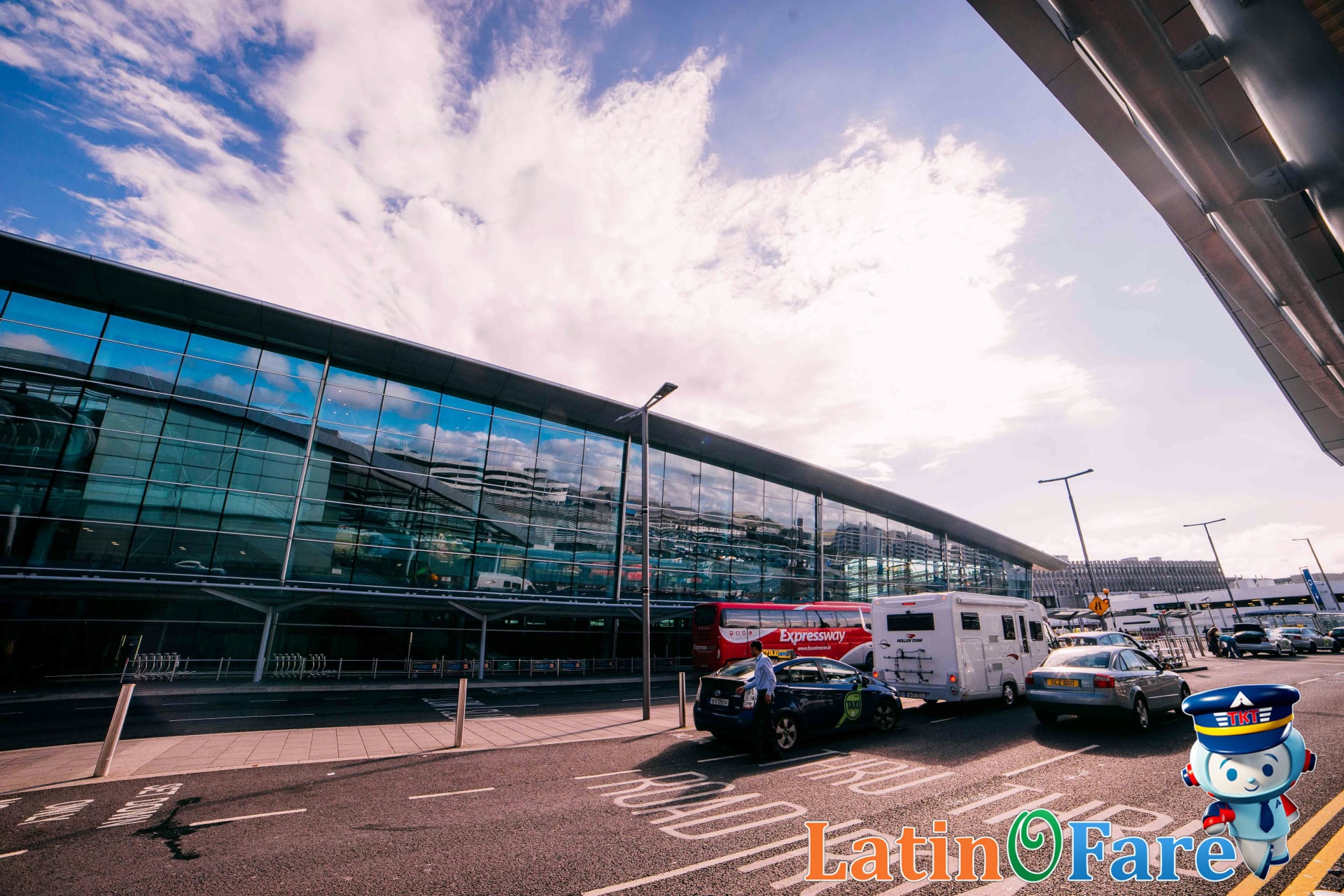 Secondary airport terminal with budget airlines