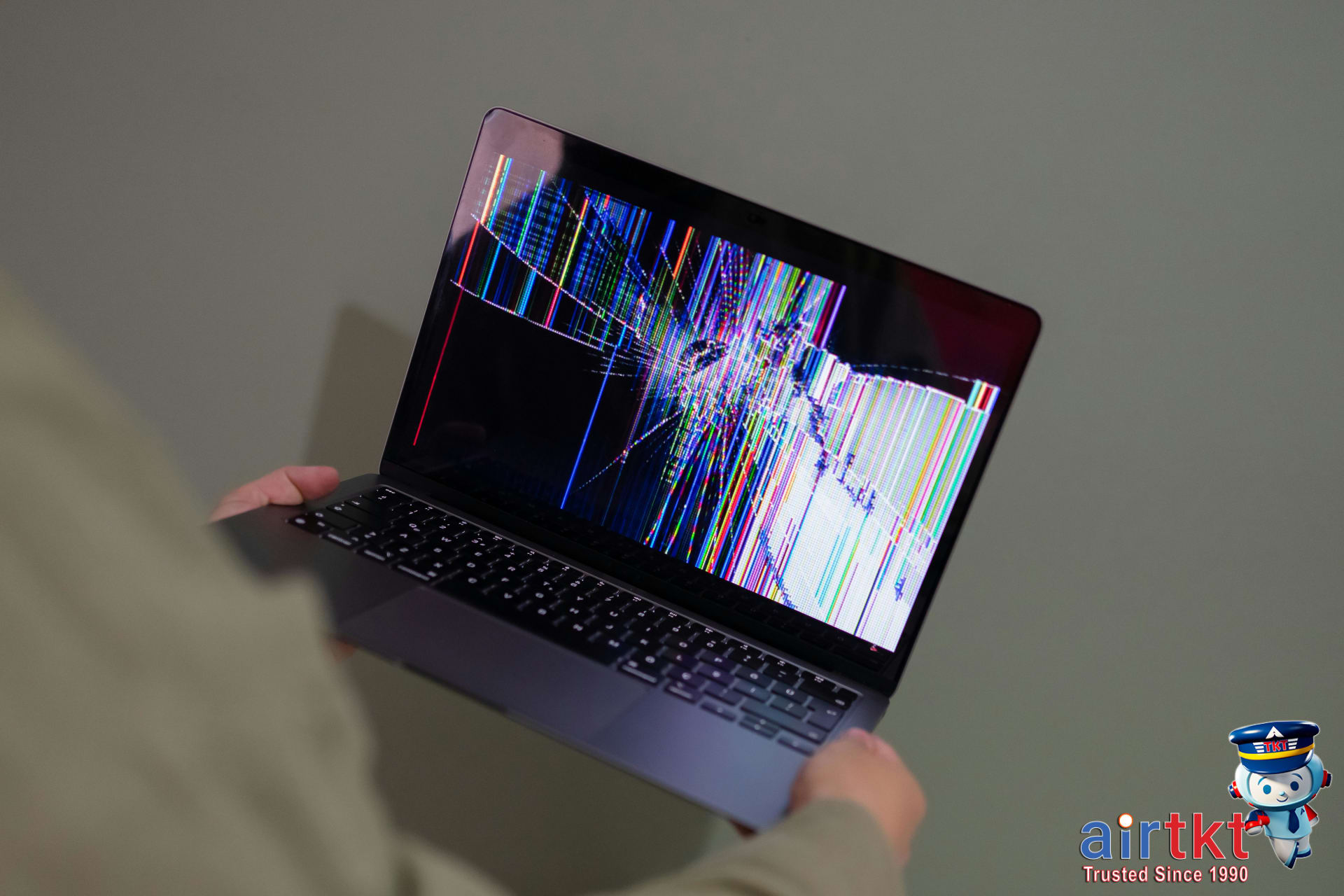 Students planning spring break trip with budget tips and common travel questions