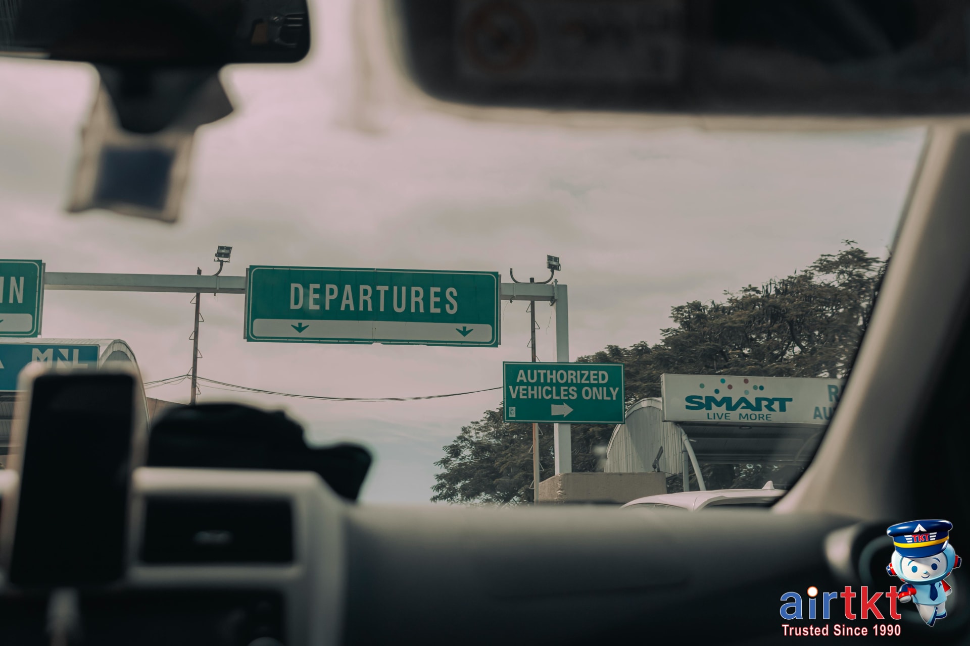 Car rentals available near airport for Coachella travelers in Indio California