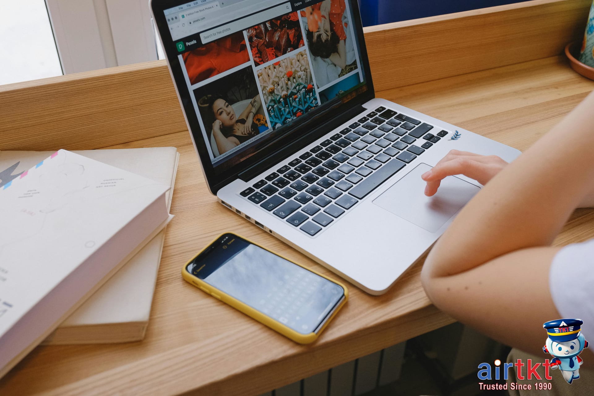 Booking Japan Rail Pass online showing several JR Pass options and durations