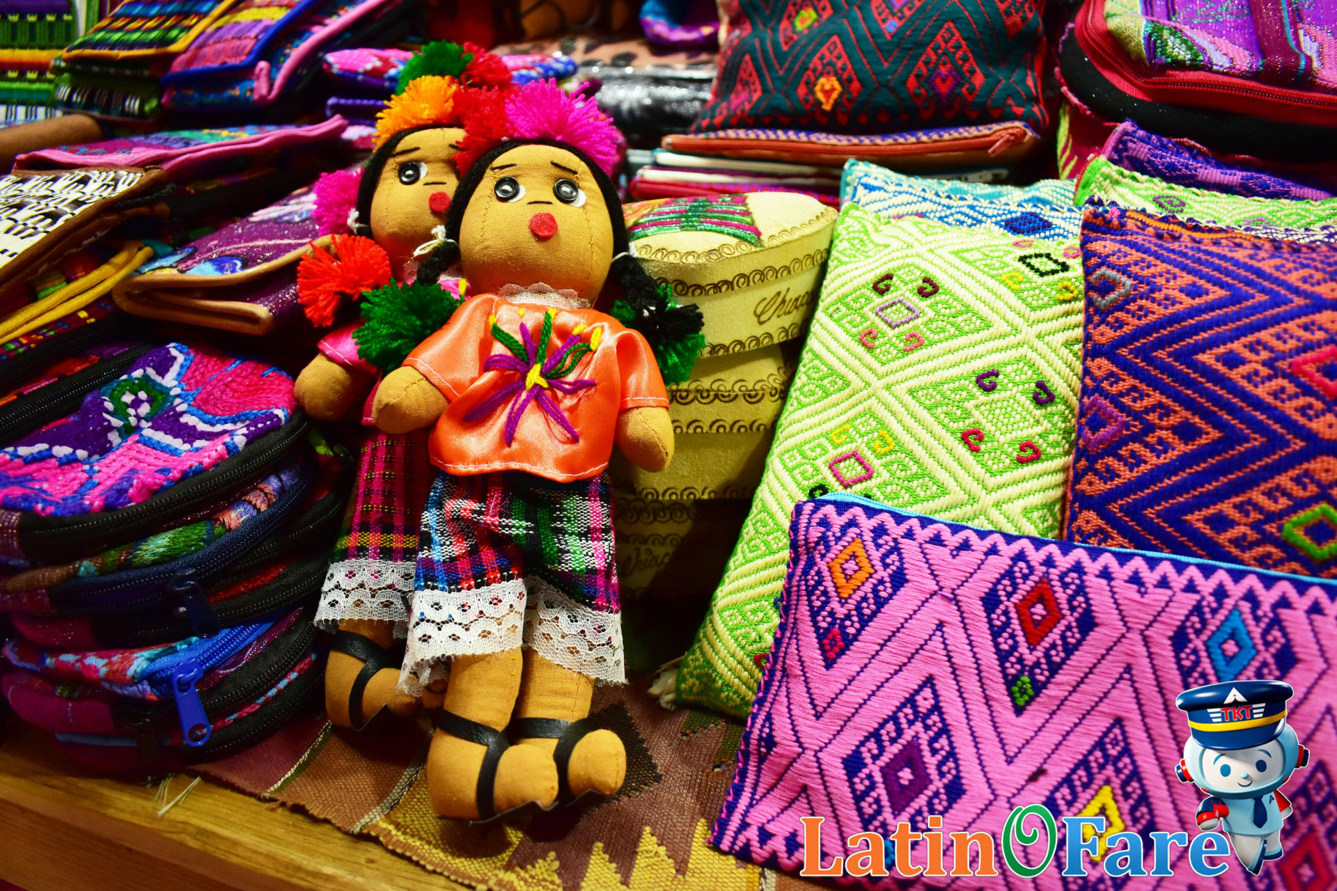 Handcrafted souvenirs and local shopping at Guadalajara’s famous outdoor markets