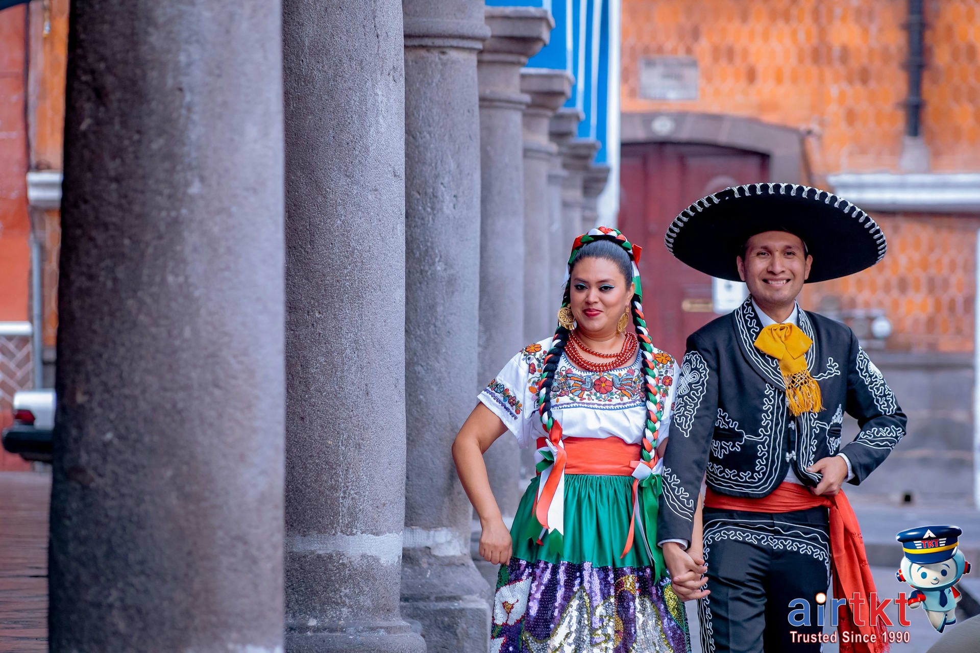 Mariachi band and traditional dancers parade in celebration of Cinco de Mayo